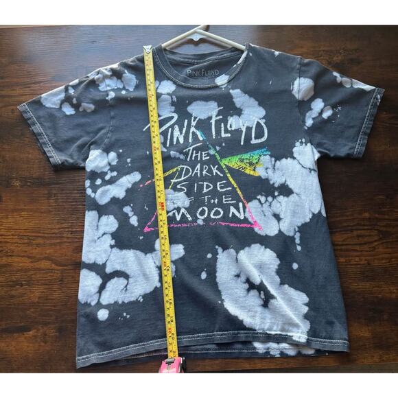 *100% Cotton* Pink Floyd The Dark Side of the Moon Acid Wash Girls Graphic Tee - Picture 6 of 6